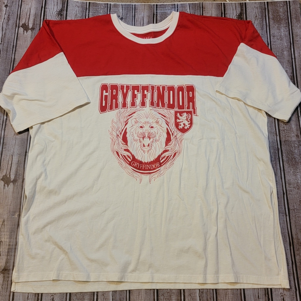 NWOT Boxlunch Harry Potter Gryffindor Varsity Style T-Shirt Size 3X
